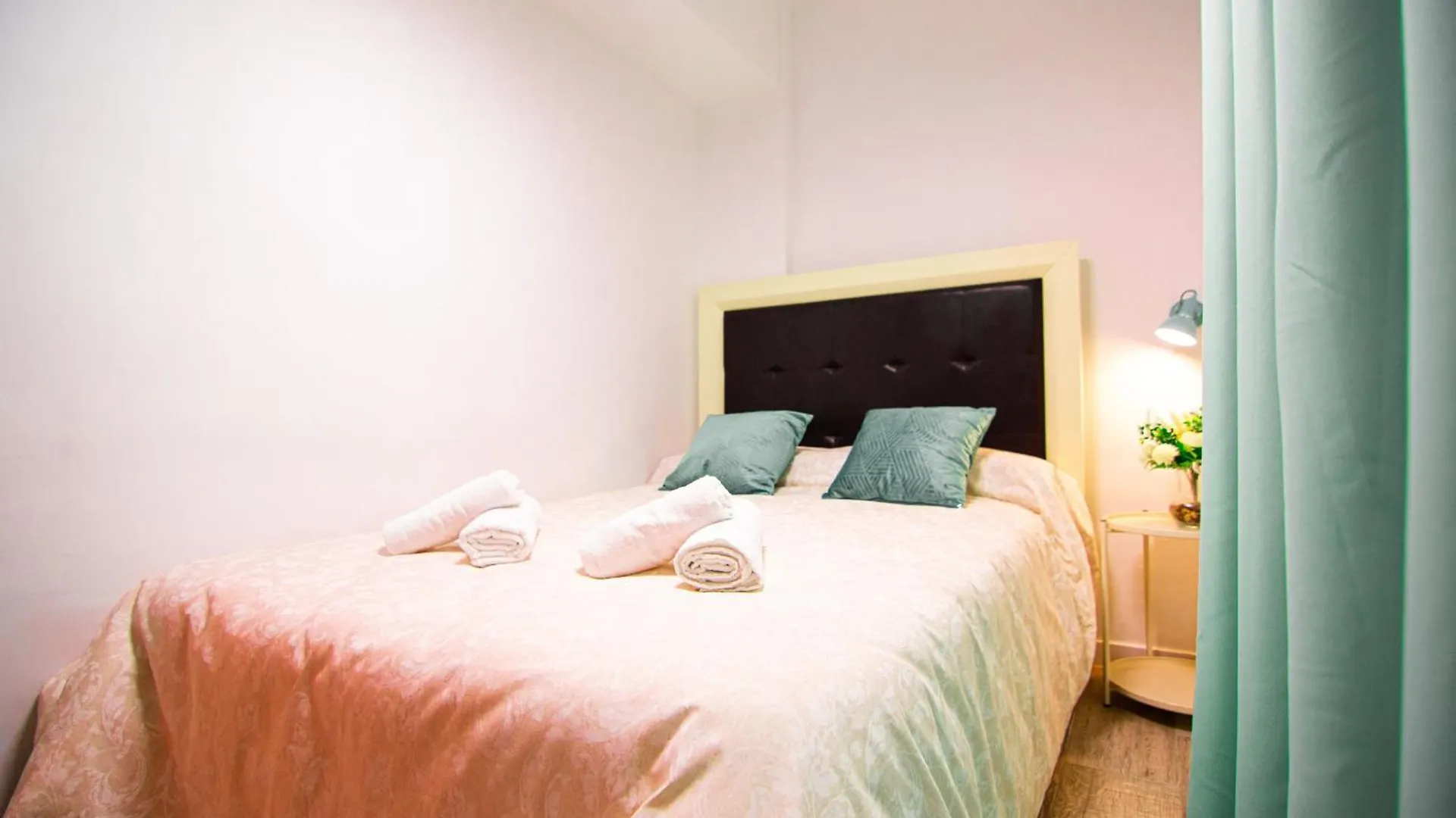 Edomus Playa Y Sol Boutique Apartment Seville